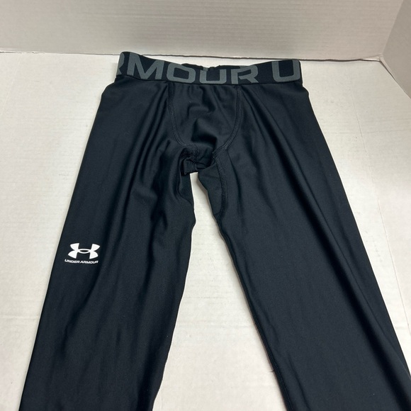 Under Armour Base Layer Pants Boys Youth Medium Black Fitted HeatGear Sports - Picture 1 of 4